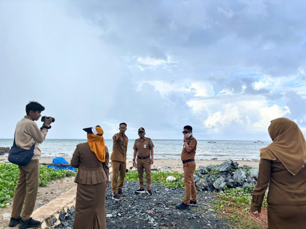 Survey Lahan KDMP di Desa Pejala, Kadis PMD Tanah Bumbu Tinjau Langsung Lokasi Pembangunan 2