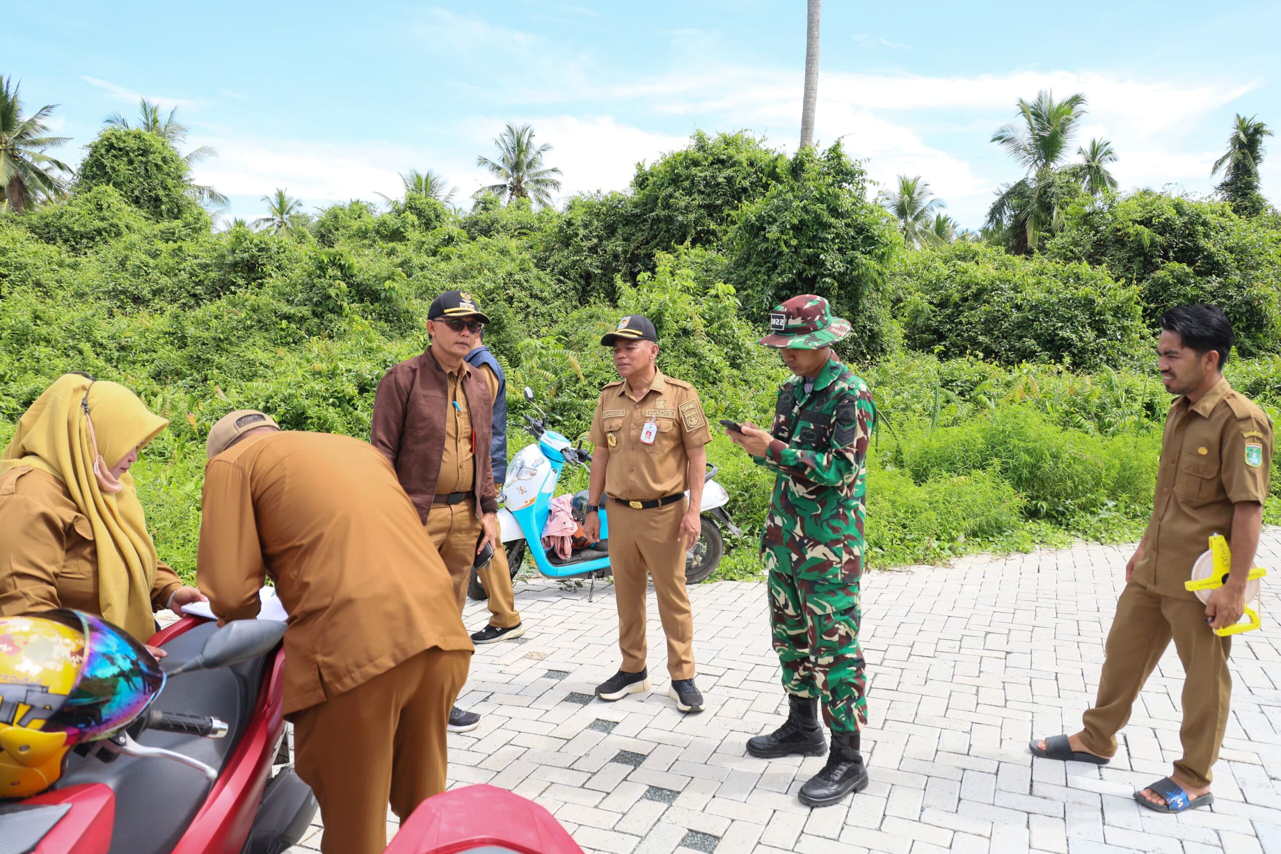 Pemkab Tanah Bumbu Maraton Survei Lapangan Rencana Pembangunan KDMP di Kusan Tengah 1 Pemkab Tanah Bumbu Maraton Survei Lapangan Rencana Pembangunan KDMP di Kusan Tengah