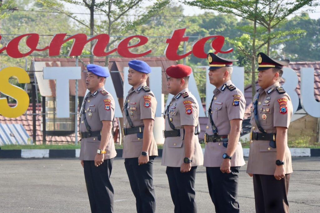 Polres Tanah Bumbu Gelar Sertijab Sejumlah Pejabat Utama dan Kapolsek