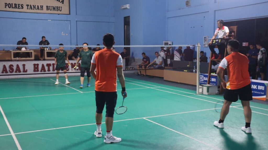 Turnamen Bulu Tangkis Kapolres Tanah Bumbu Cup 2026 Meriahkan Hari Bhayangkara ke-80 1 Turnamen Bulu Tangkis Kapolres Tanah Bumbu Cup 2026 Meriahkan Hari Bhayangkara ke-80