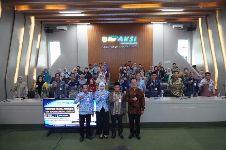 Bupati Tekankan Produk Hukum Adaptif dan Berorientasi Kerja Nyata 29 Bupati Tekankan Produk Hukum Adaptif dan Berorientasi Kerja Nyata