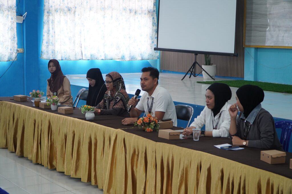 Aksi RSB Goes to School Buka Wawasan Broadcasting bagi Pelajar di SMKN 2 Simpang Empat 1 Aksi RSB Goes to School Buka Wawasan Broadcasting bagi Pelajar di SMKN 2 Simpang Empat