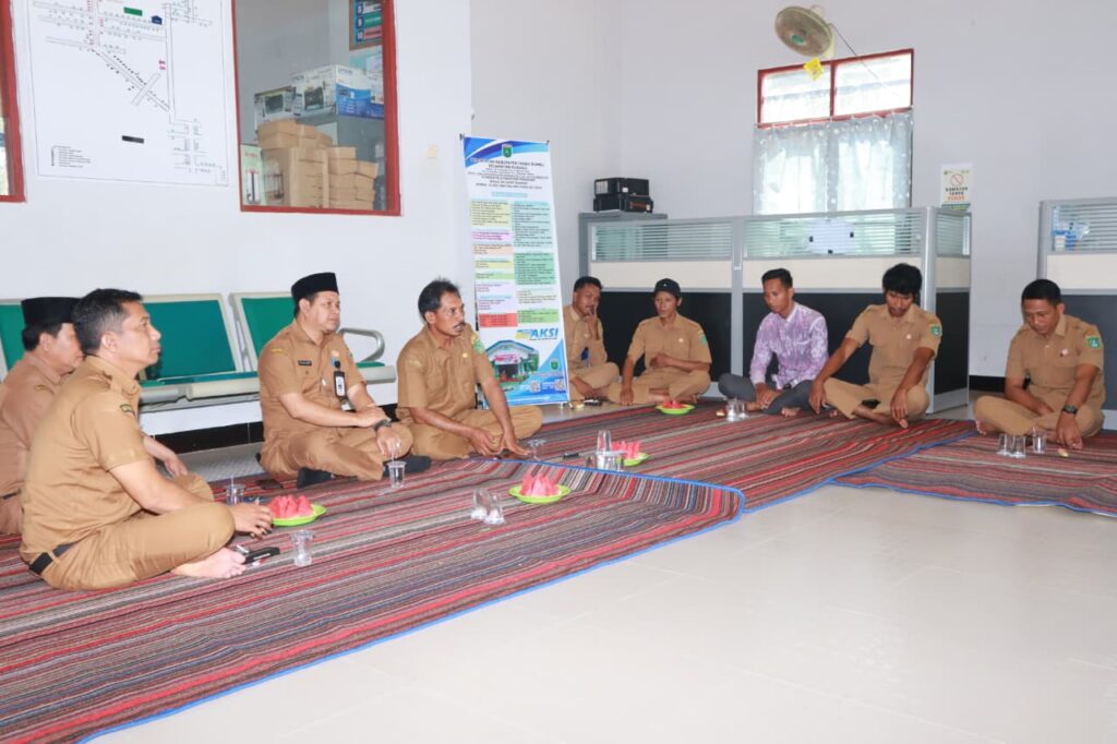 Plt Camat Kuranji Roadshow Silaturahmi ke Desa, Perkuat Sinergi Dukung Visi-Misi Bupati 1 Plt Camat Kuranji Roadshow Silaturahmi ke Desa, Perkuat Sinergi Dukung Visi-Misi Bupati