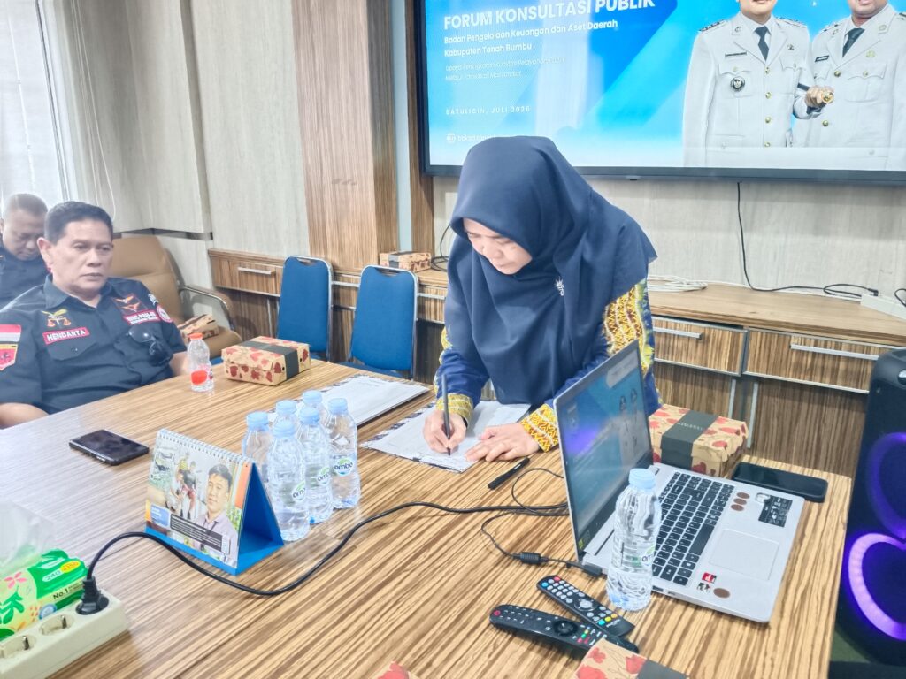 BPKAD Tanah Bumbu Buka Ruang Masukan Publik Lewat Forum Konsultasi Publik 9