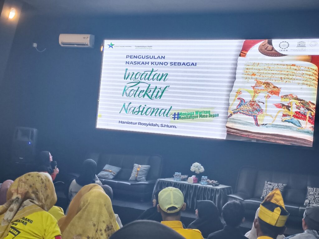 Dispersip Tanah Bumbu Gandeng Perpusnas dan Perpustakaan Kalsel Sosialisasikan Naskah Kuno 1