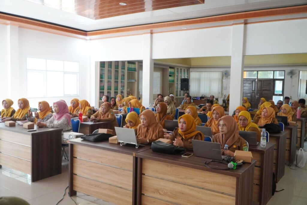Dinas Pendidikan Libatkan Kepala Sekolah Bahas Standar Pelayanan Pendidikan 2
