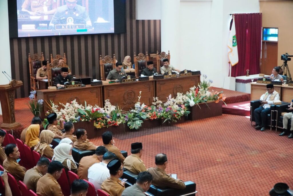 DPRD Tanah Bumbu Bahas Dua Raperda tentang Pemerintahan Desa