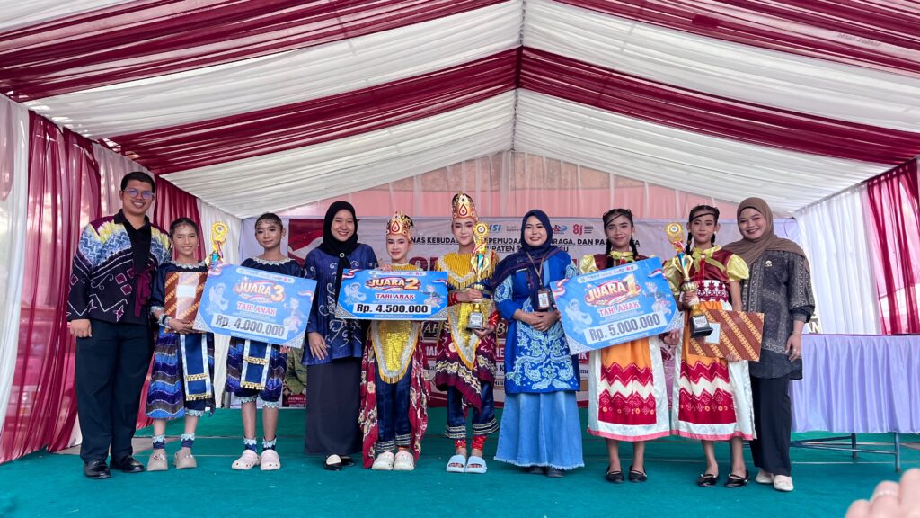Disbudporpar Tanah Bumbu Gelar Lomba Tari Anak Tingkat SD/Sederajat Meriahkan HUT RI ke-81 2