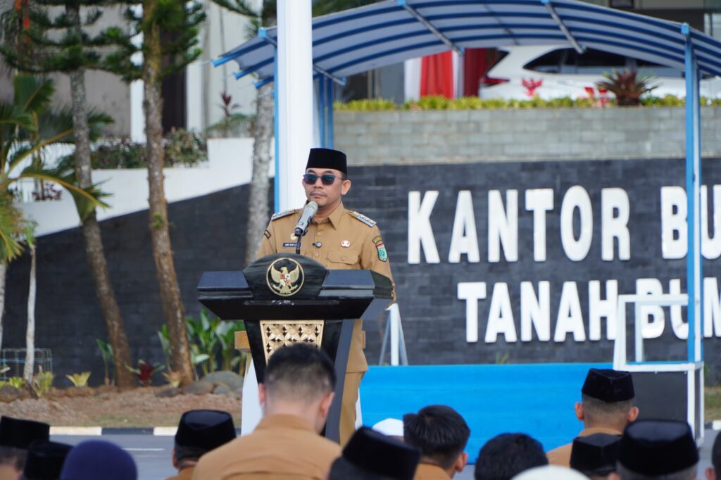 Hadapi Kekeringan, Pemkab Tanah Bumbu Gelar Sholat Istisqa 1 Hadapi Kekeringan, Pemkab Tanah Bumbu Gelar Sholat Istisqa