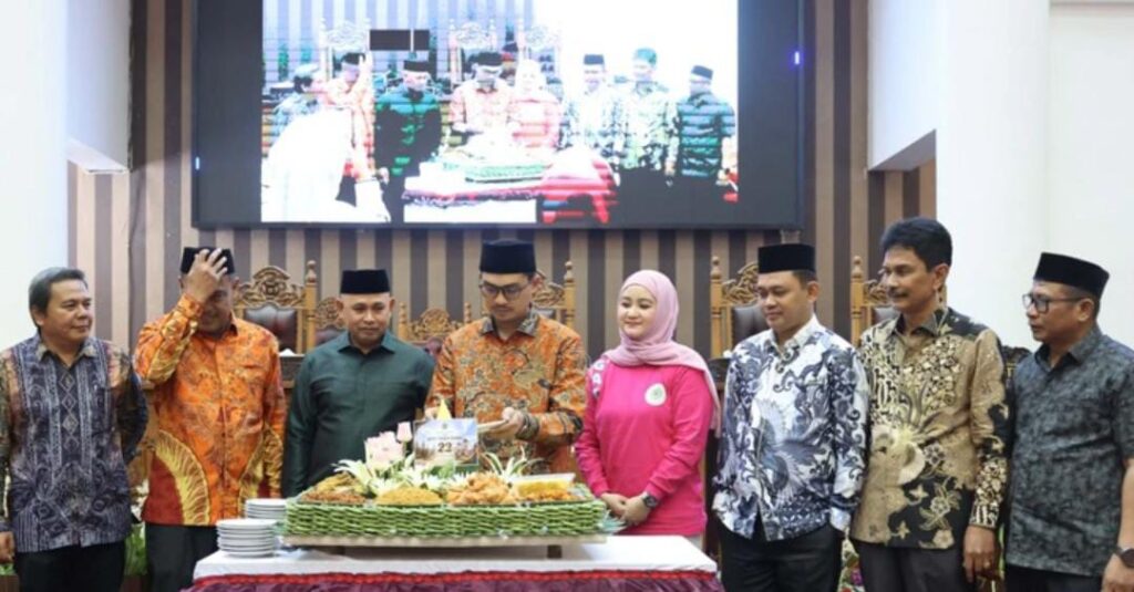 DPRD Tanah Bumbu Rayakan HUT ke-22 tahun 2026 1 DPRD Tanah Bumbu Rayakan HUT ke-22 tahun 2026
