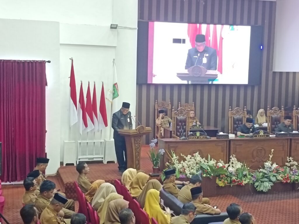 Berita 8