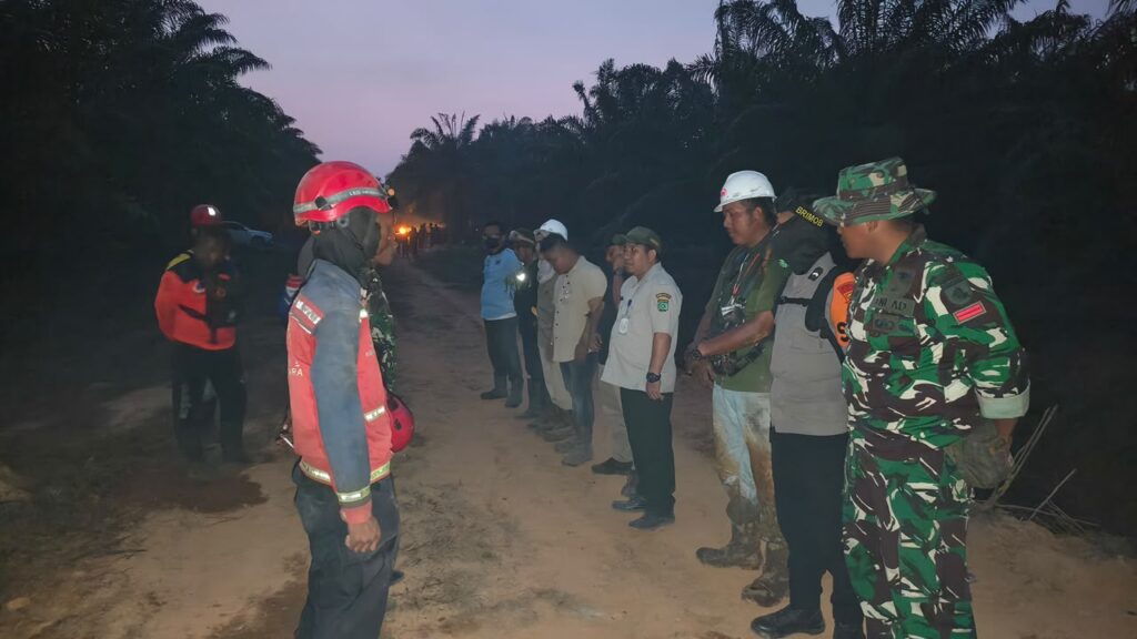 22 September, Karhutla 10 Hektare di Saring Sei Bubu Kusan Tengah Ditangan 3