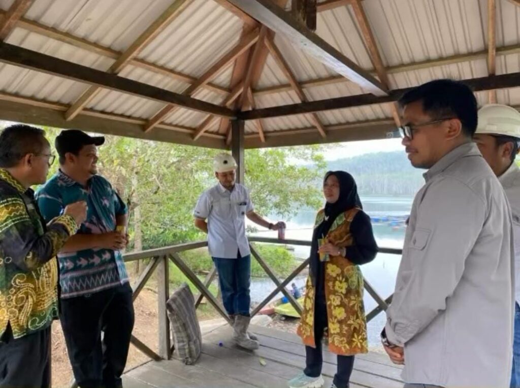 Survei Danau Atasela untuk Melihat Potensi Sumber Air Baku 1
