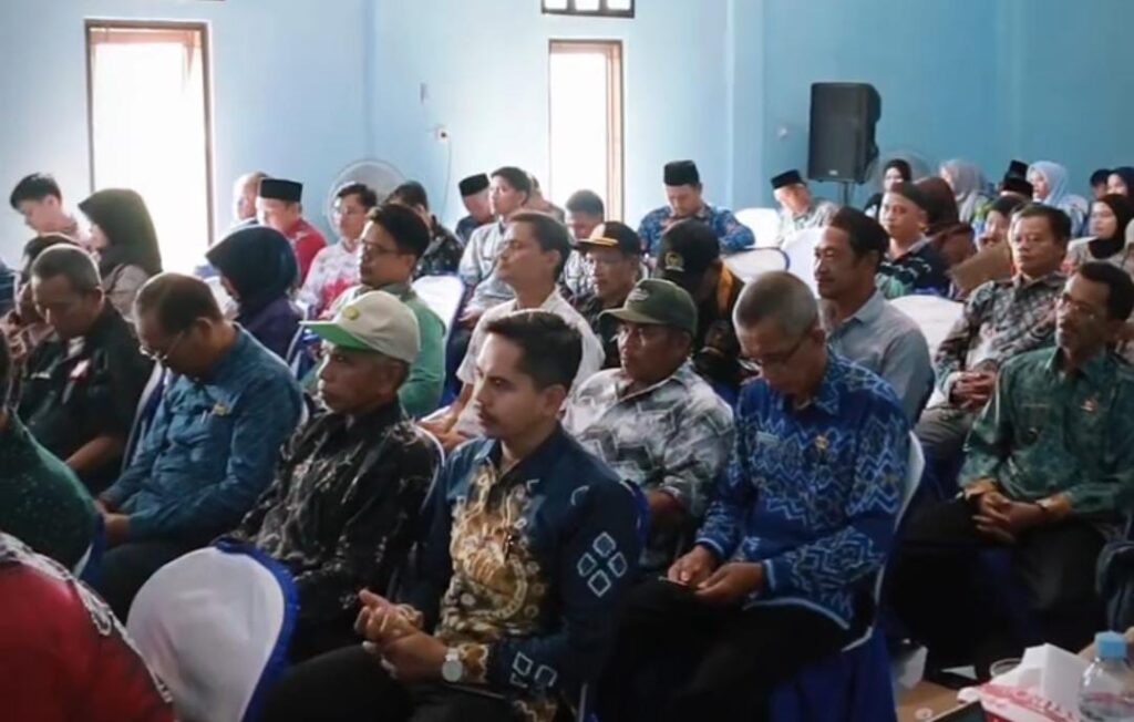 DPMD Tanah Bumbu Bahas Koperasi dan Pembangunan Desa 3 DPMD Tanah Bumbu Bahas Koperasi dan Pembangunan Desa