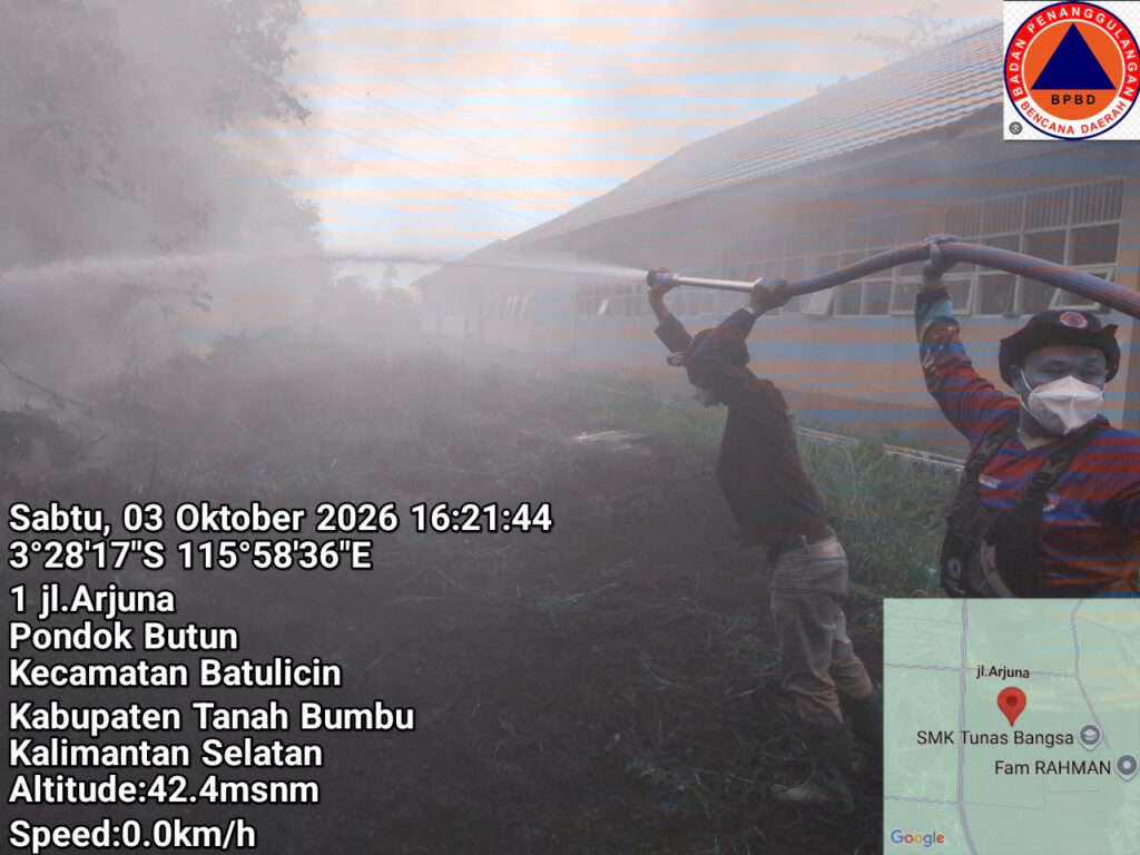 3 Oktober, Kebakaran Lahan di Belakang SMKS Tunas Bangsa Batulicin Padam 1
