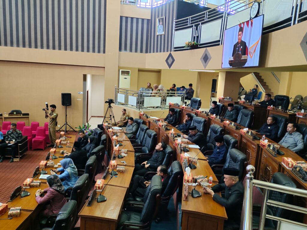 Dua Raperda Inisiatif DPRD Tanah Bumbu Dapat Dukungan Pemkab 1 Dprd