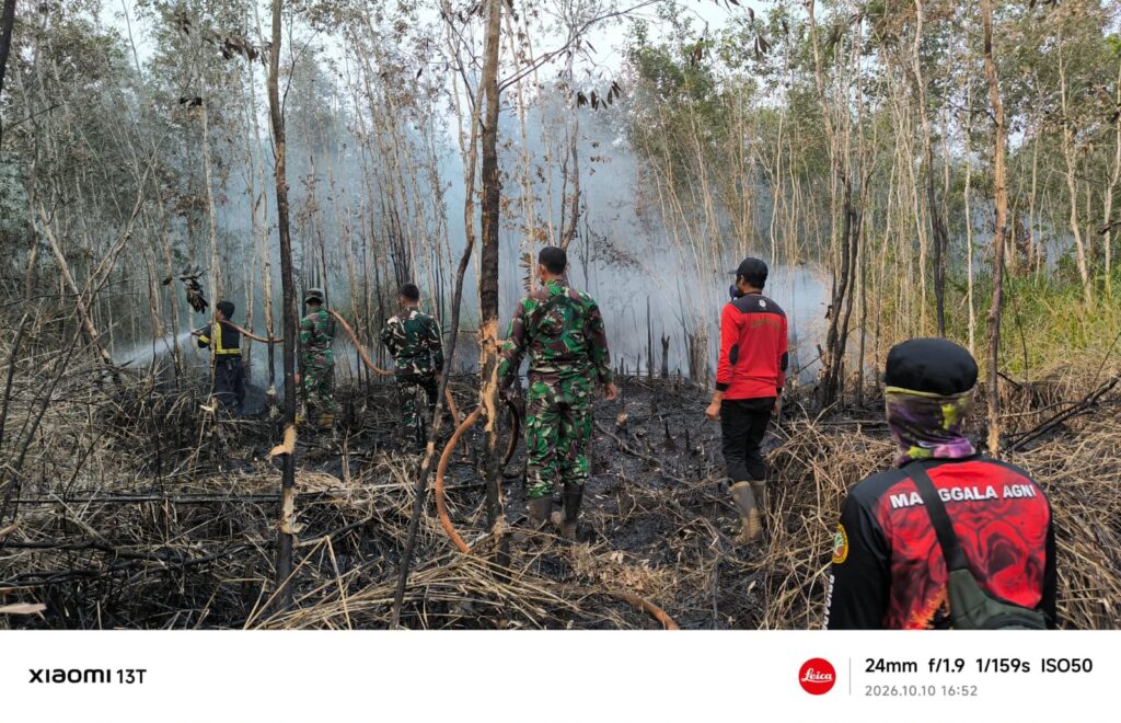 10 Oktober, Karhutla 0,5 Hektare di Jl. BKW Batulicin Berhasil Dipadamkan 1