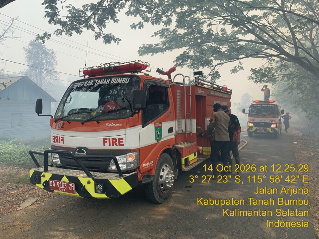 14 Oktober, Kebakaran Lahan 1,5 Hektare di Batulicin Berhasil Dipadamkan 2