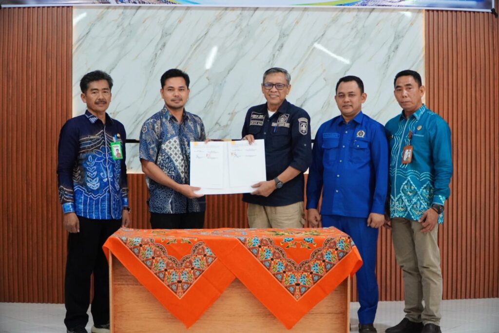 Perkuat Link and Match, SMKN 1 Simpang Empat Gandeng Radio Swara Bersujud dan Mitra Industri 2