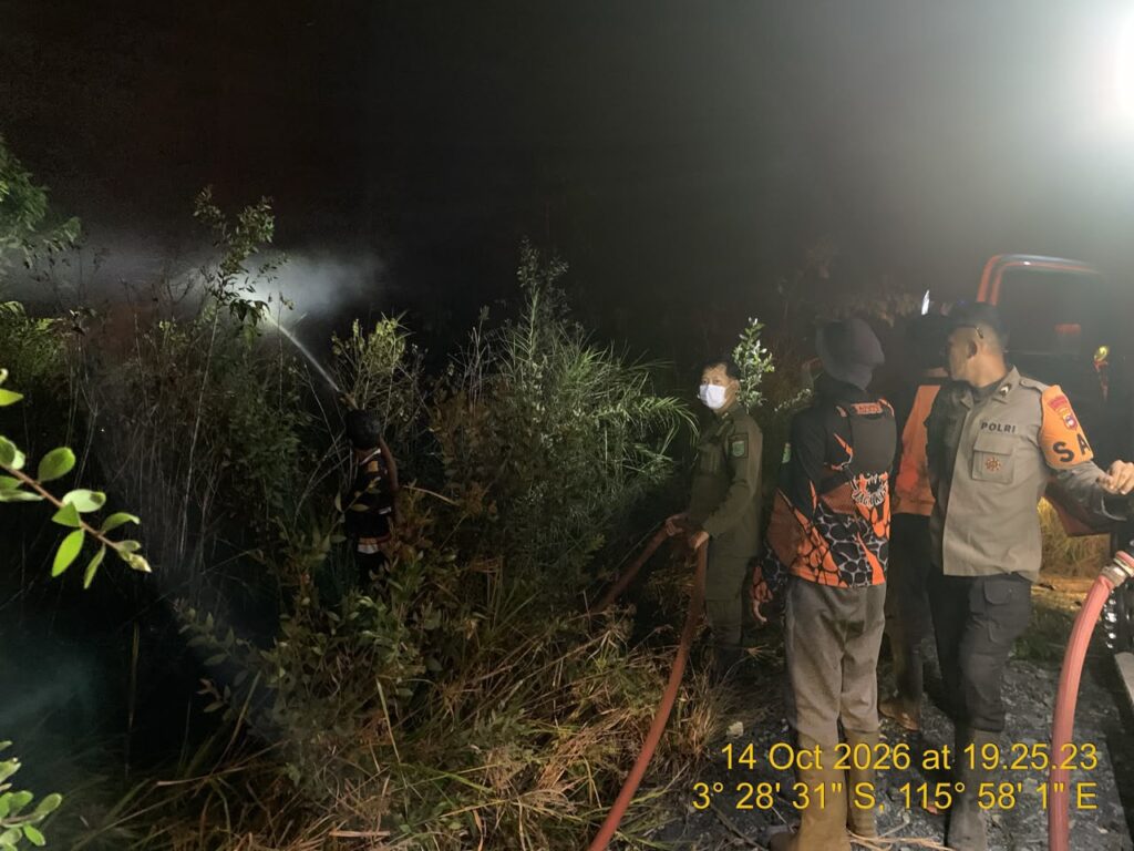 14 Oktober, Karhutla 2 Hektare di Jl. Pendidikan RT 02 Batulicin 3