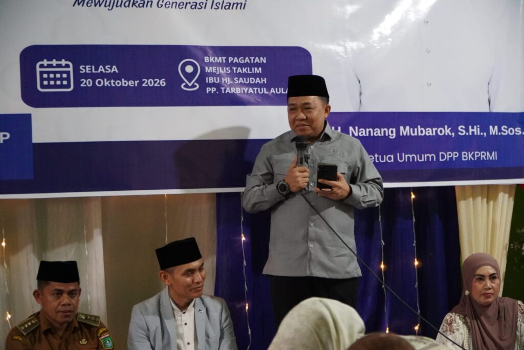 Sudian Noor Ajak Keluarga dan Madrasah Perkuat Pendidikan Karakter Anak 1 Jelaskan kepada mereka apa itu berita, fungsi jurnalis, dan bagaimana berita yang baik dibuat.