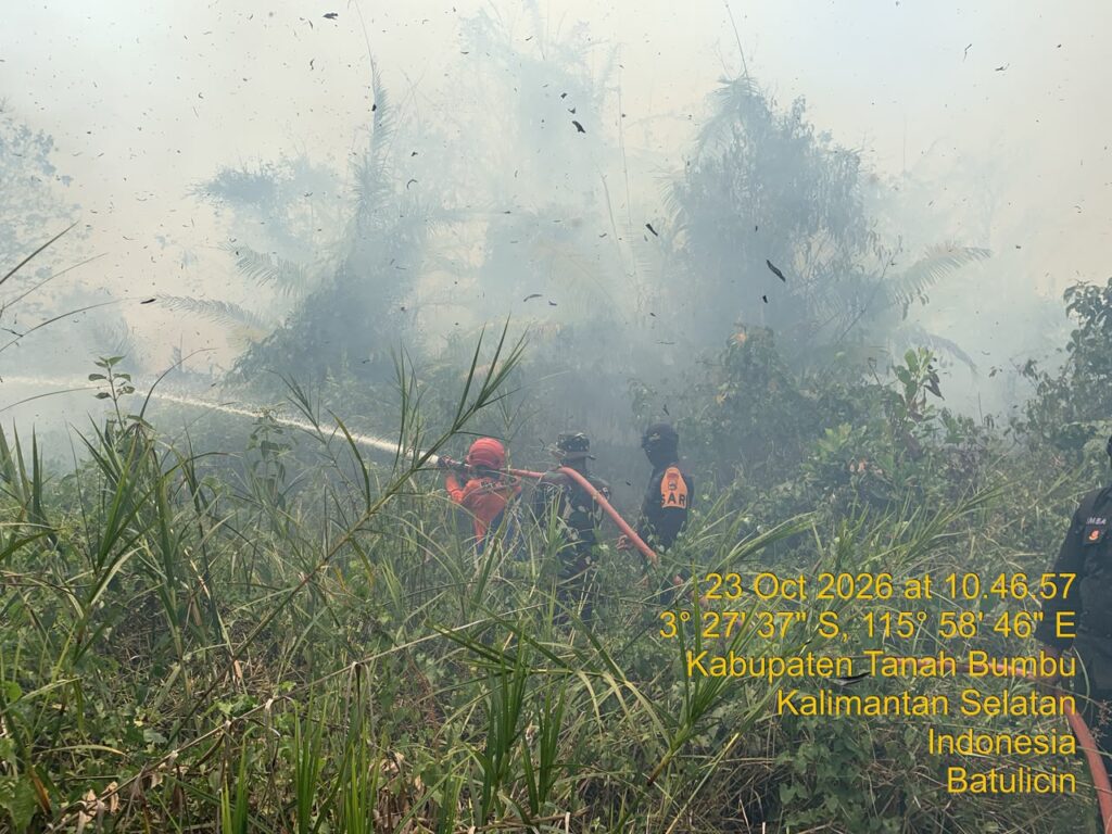 23 Oktober, Kebakaran Lahan 1 Hektare di Batulicin Berhasil Dipadamkan Satgas Karhutla 3