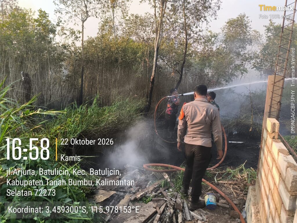 22 Oktober, Kebakaran Lahan di Perumahan Rabbani Batulicin, 1,5 Hektare Terbakar 2