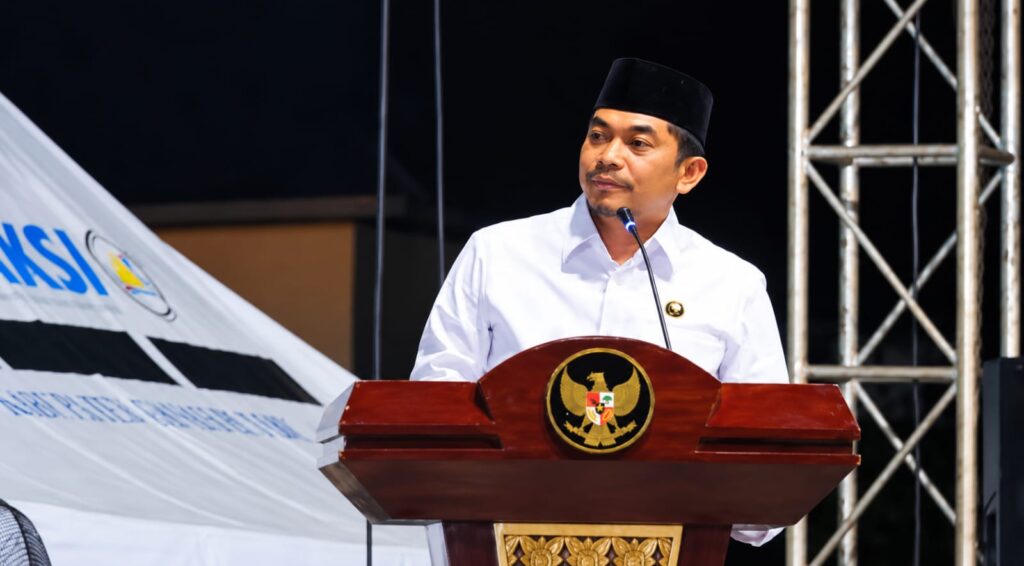 Bupati Andi Rudi Latif Tegaskan Aksi Sinergitas Bukan Sekadar Seremonial, Pelayanan dan Ekonomi Rakyat Jadi Prioritas 1 Bupati Andi Rudi Latif Tegaskan Aksi Sinergitas Bukan Sekadar Seremonial, Pelayanan dan Ekonomi Rakyat Jadi Prioritas